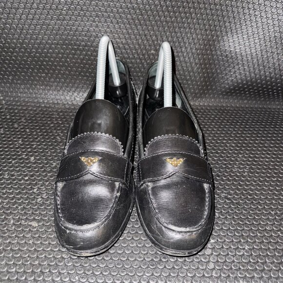 Tory Burch Pennie Low Heel Penny Loafer Black Saffiano Leather Gold Logo Sz 7.5 - Picture 2 of 8